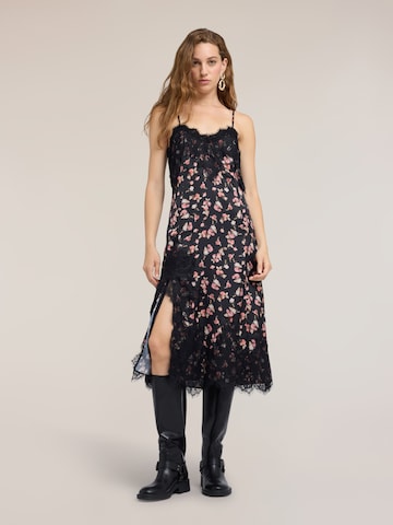 Robe MOTIVI en noir