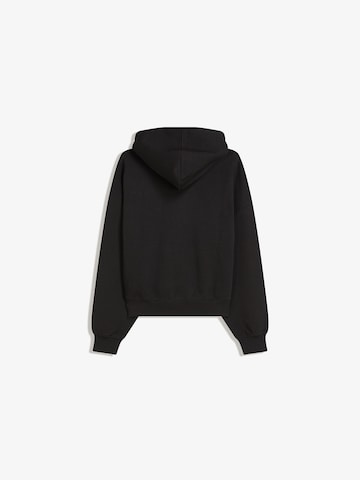 Bershka Sweatshirt in Schwarz