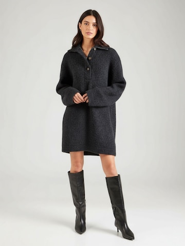 pilka VERSTIQUE by Denise Verst Suknelė