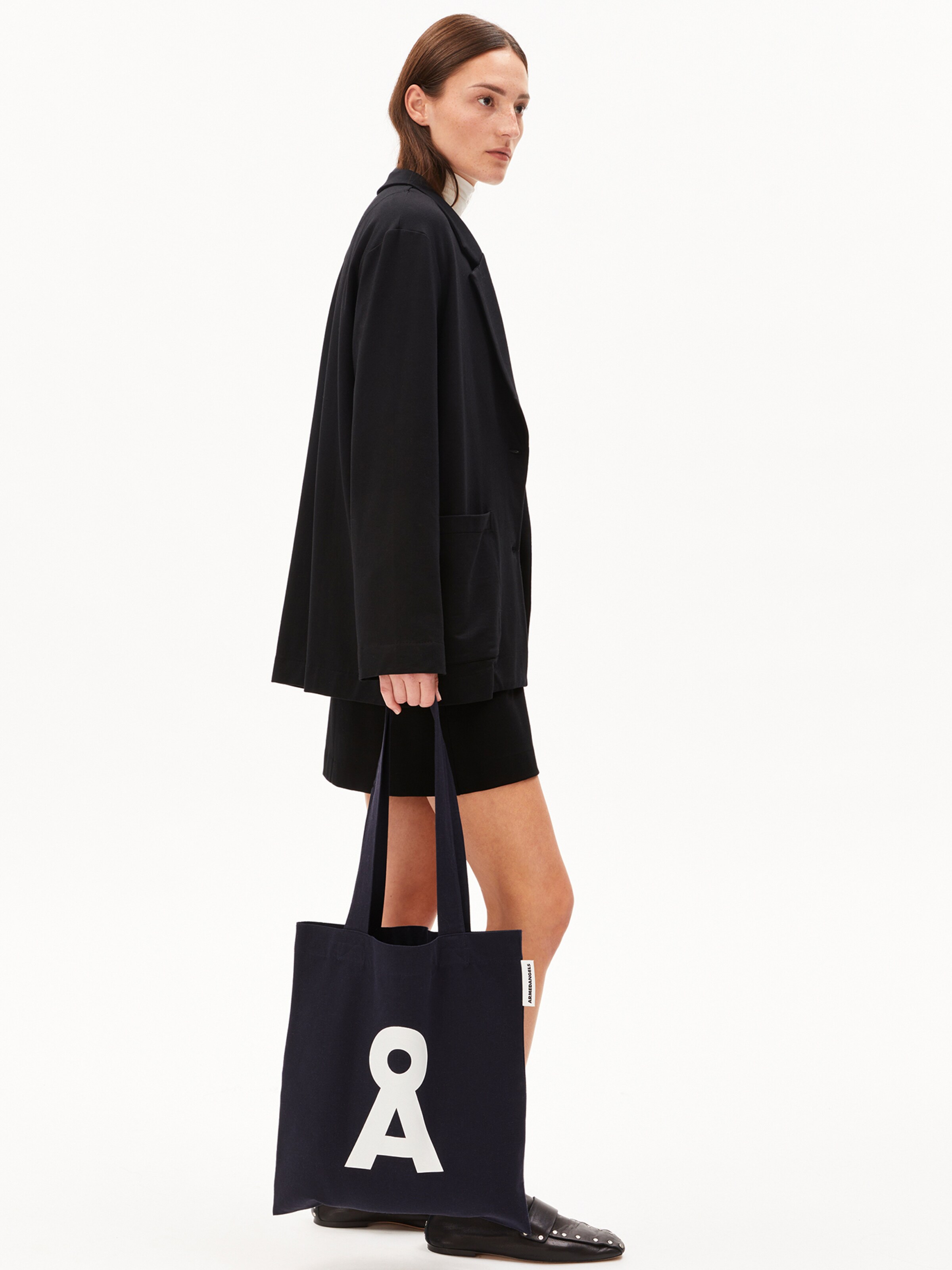 ARMEDANGELS Shopper in Blauw: voorkant