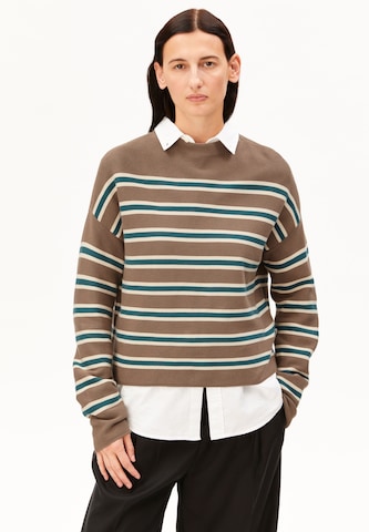 ARMEDANGELS Sweater 'MERINAA' in Brown: front