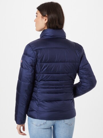 Tommy Jeans Jacke in Blau