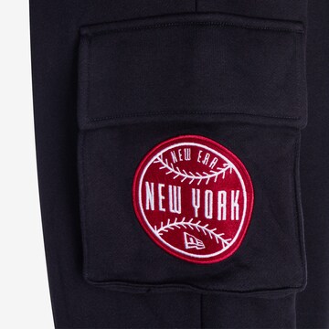 NEW ERA Loose fit Cargo Pants in Blue