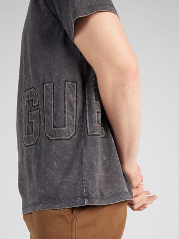 GUESS - Camiseta en negro