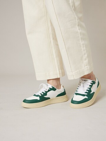 Baskets basses 'Dea' Deeluxe en blanc