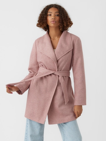 VERO MODA Ανοιξιάτικο και φθινοπωρινό παλτό 'Dona Vivian' σε ροζ: μπροστά