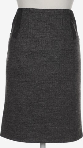 Nice Connection Skirt in M in Grey: front
