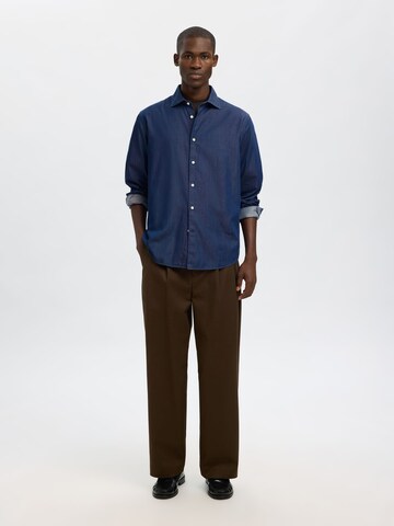 Coupe regular Chemise SELECTED en bleu