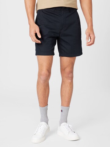 Regular Pantaloni de la Abercrombie & Fitch pe negru: față