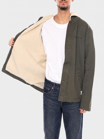 CAT Kurtka przejściowa 'Washed Deck Jacket -- Men's Jacket Beetle Green Men's' w kolorze zielony