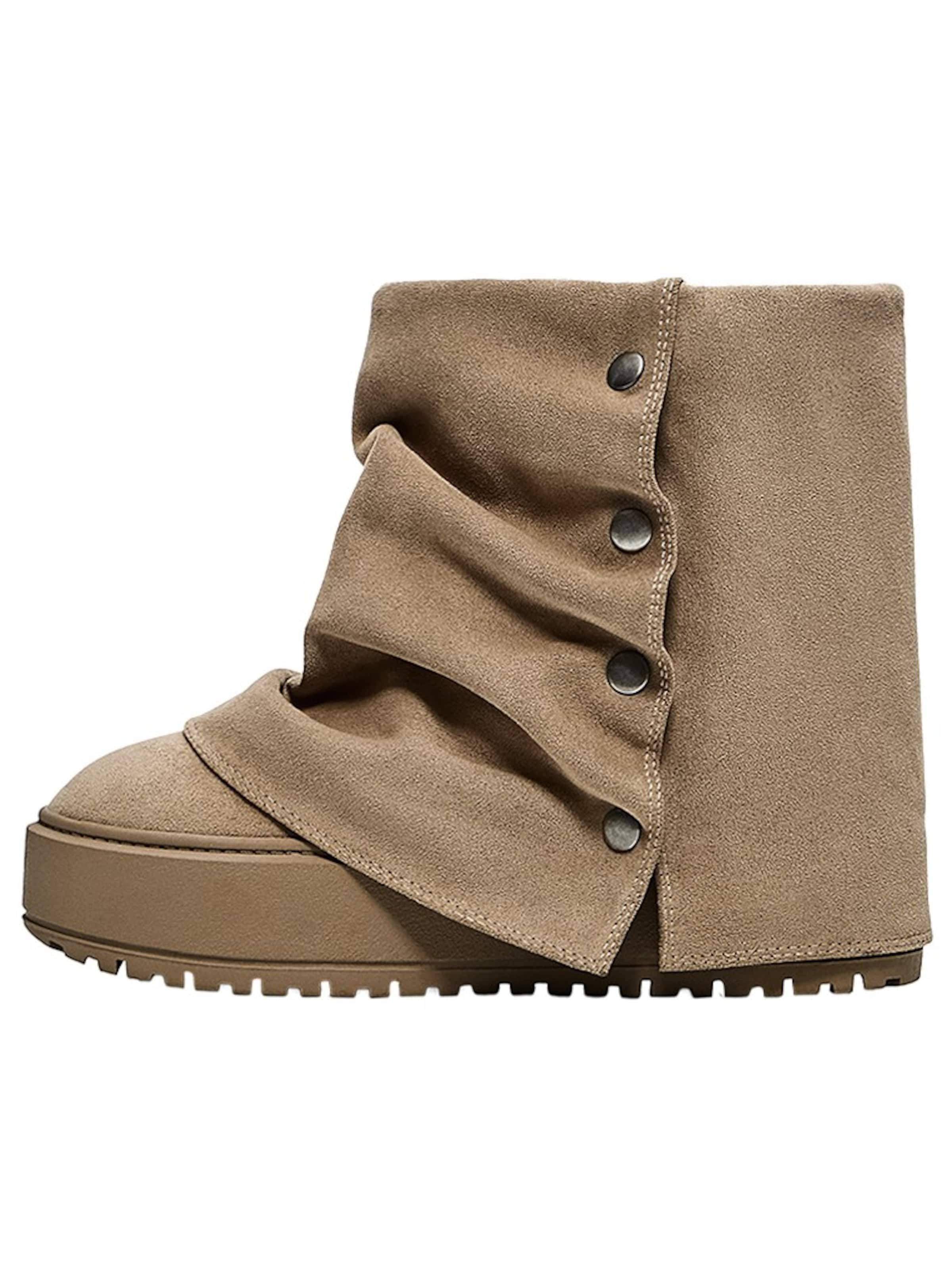 Boots Bershka en beige : sur le côté