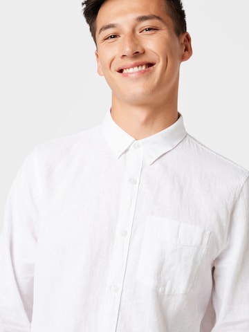 Regular fit Camicia di HOLLISTER in bianco