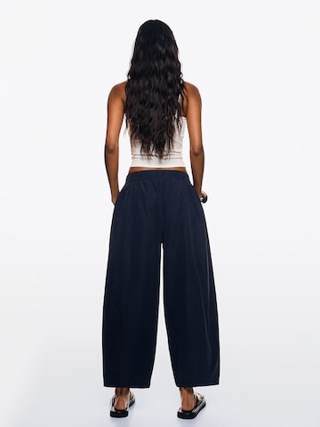 Bershka Baggy Trousers in Blue