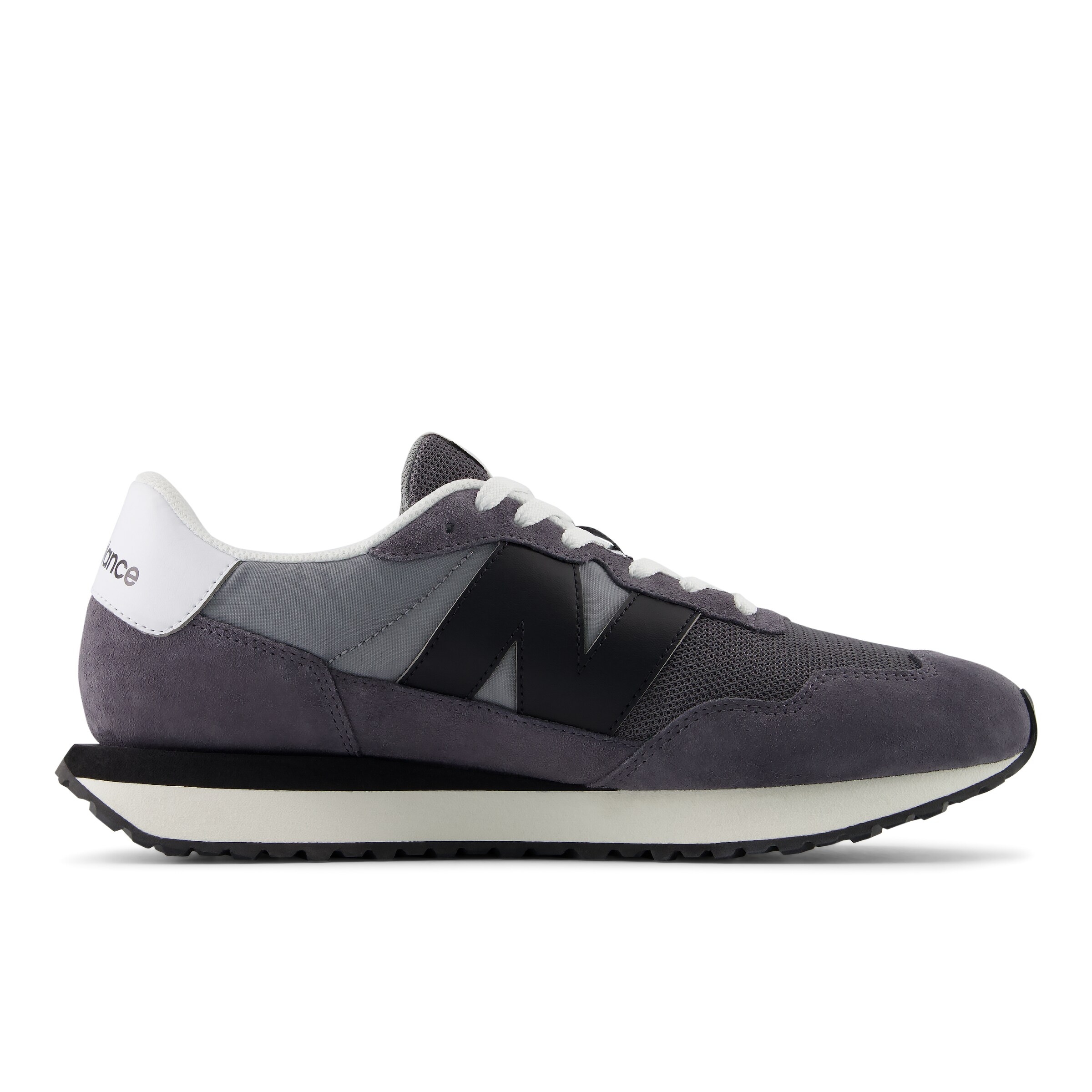 new balance Sneaker in Grau