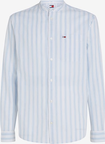 Tommy Jeans Regular fit Button Up Shirt in Blue: front