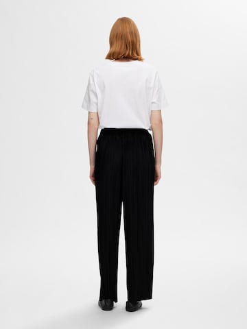 Loosefit Pantalon 'Rya Ellie' SELECTED en noir