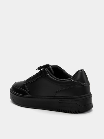 Pull&Bear Sneakers laag in Zwart