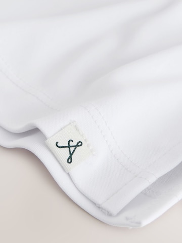 T-Shirt fonctionnel Next en blanc