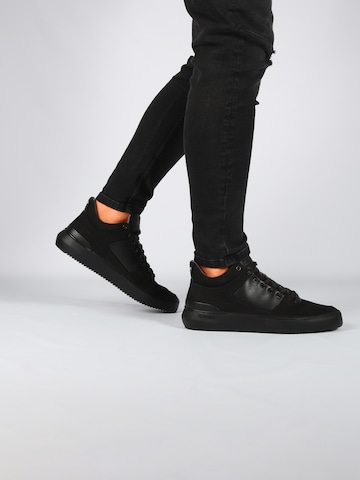 BLACKSTONE Sneaker in Schwarz: Vorderseite