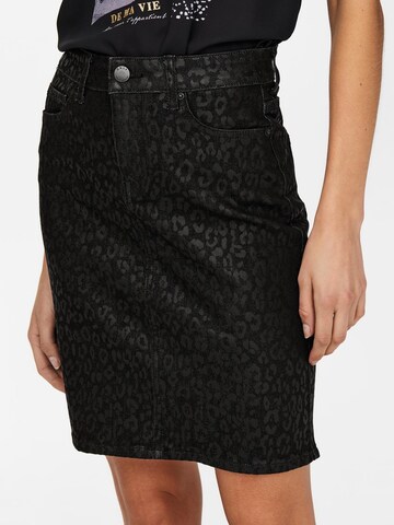 ONLY - Falda 'Wilber' en negro