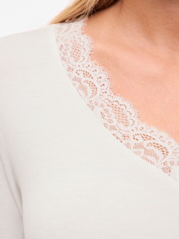 VILA - Camiseta 'VIClura' en blanco