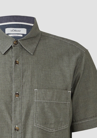 s.Oliver Regular fit Button Up Shirt in Green