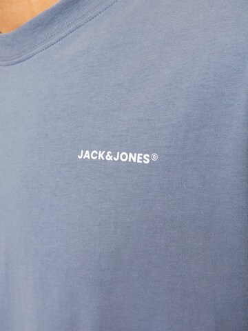 JACK & JONES Bluser & t-shirts 'JCOOUTDOOR' i blå