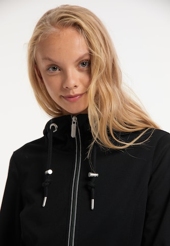 TALENCE Performance Jacket in Black