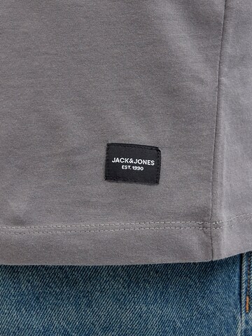 Maglietta 'JJENOA' di Jack & Jones Plus in grigio