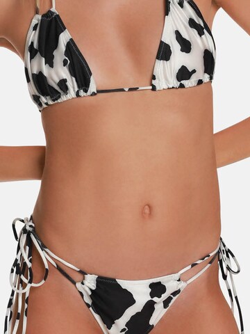 OW Collection Bikini Bottoms 'TROPICAL' in White: front