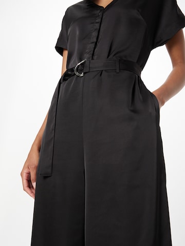 Urban Classics Jumpsuit in Zwart