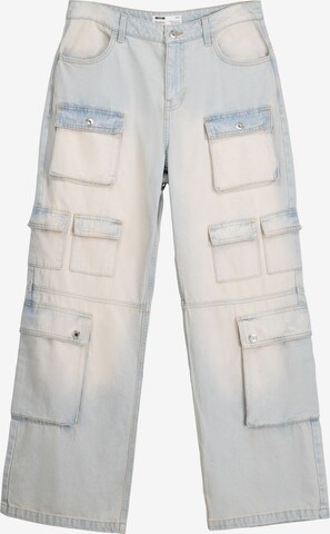 Wide leg Jeans cargo di Bershka in blu: frontale