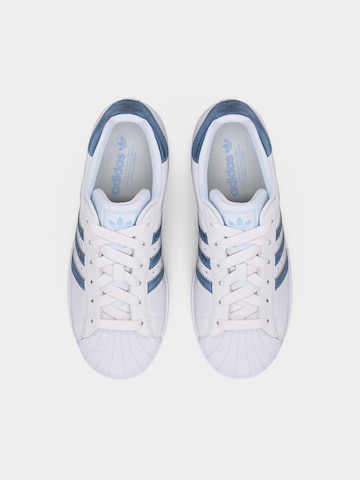 ADIDAS ORIGINALS - Sapatilhas baixas 'SUPERSTAR II' em branco
