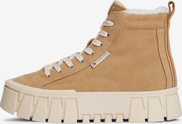 Baskets hautes Tommy Jeans en marron : devant
