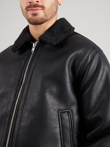 Veste mi-saison Abercrombie & Fitch en noir