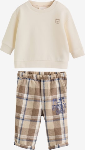 Next Setti värissä beige: etupuoli