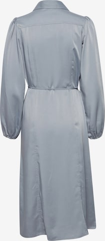 Robe-chemise 'DONNA' ICHI en bleu