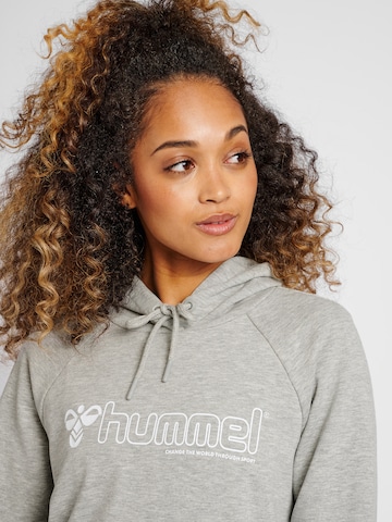 Hummel Urheilullinen collegepaita 'Noni 2.0' värissä harmaa