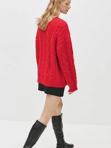 Pull&Bear Maxi svetr – červená