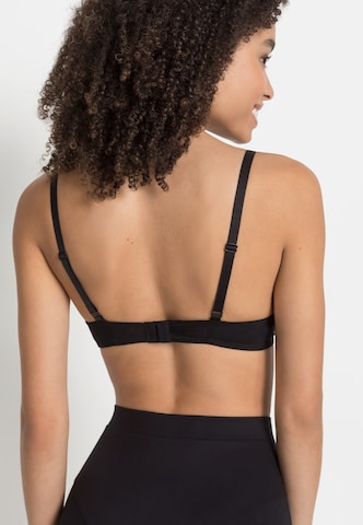 Push-up Sutien de la NUANCE pe negru