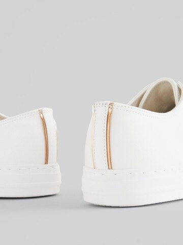 Baskets basses 'Forever Comfort®' Next en blanc