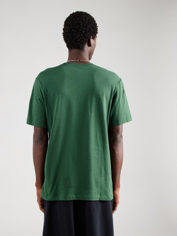 Nike Sportswear Футболка 'Swoosh' в Зеленый
