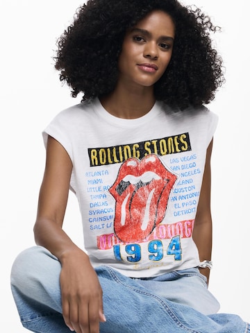 Tricou de la Desigual pe alb: față