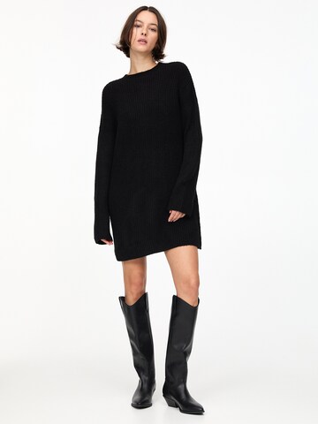 Robes en maille Pull&Bear en noir