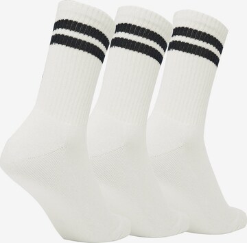 Chaussettes de sport ELLESSE en blanc