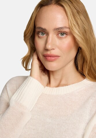 Pullover di zero in bianco