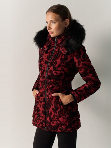 KOROSHI - Chaqueta de invierno en rojo