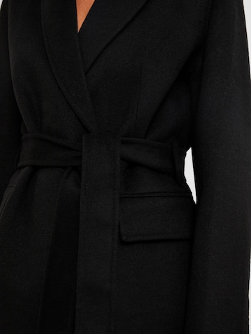 SELECTED FEMME Between-Season Jacket 'TARA' in Black
