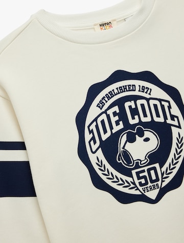 Koton Sweatshirt in White