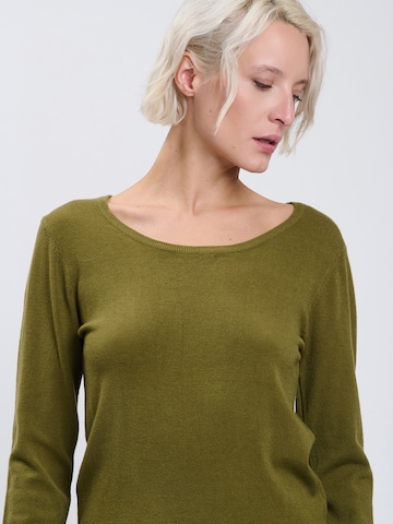 Influencer Sweater in Green